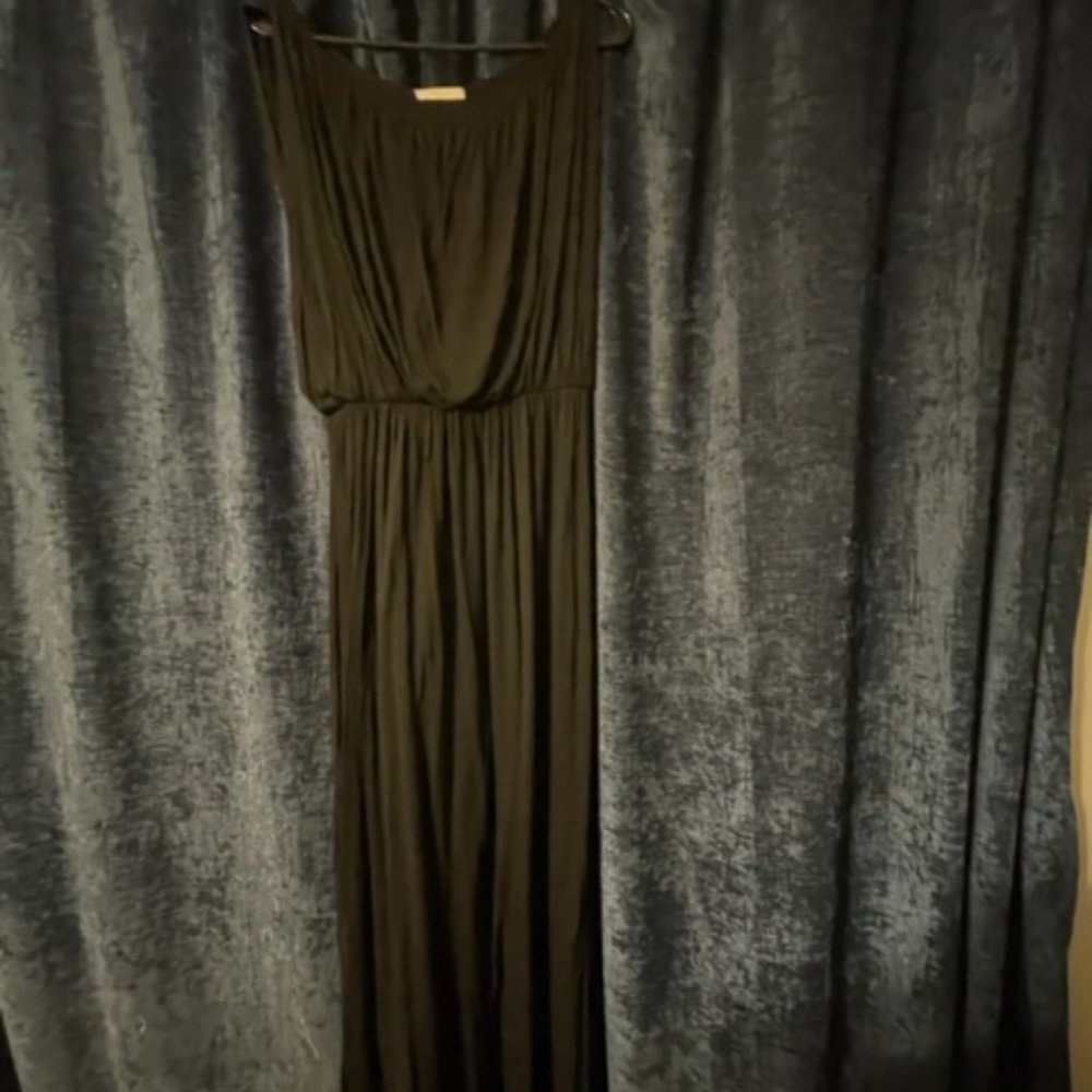 size large long maxi dress in black